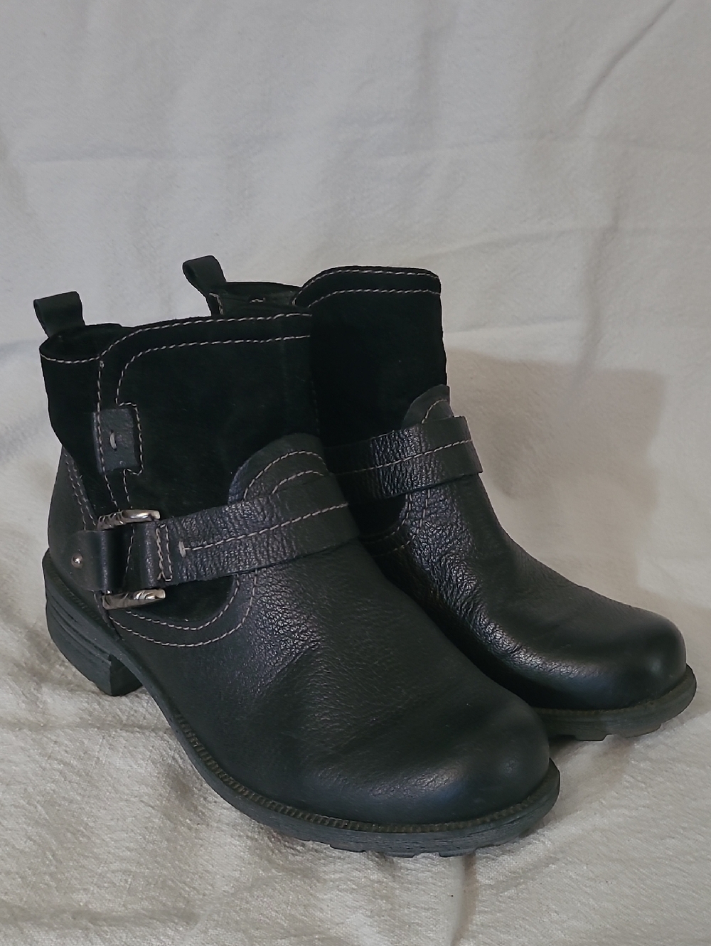 EARTH ORIGINS By EARTH Paris Black Suede Leather Ankle Boot Zipper Size 7.5W - Picture 2 of 11